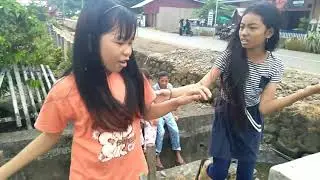 Anak got yang diremehkan oleh dua cewek cantik yang sombong (PaLeLeH In KaWaN).