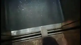 Το ασανσέρ του μετρό στον σταθμό Ομόνοια (προς Ανθούπολη)