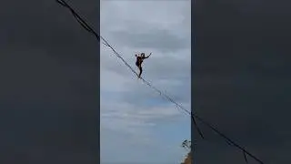 Um pouco de #Highline #Freestyle por aqui! Truques e manobras suspensa nas alturas! 😜 Pura Vida! 🌈✨️