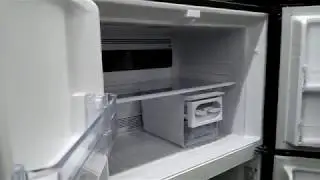 Холодильник Side by Side Hitachi R-W 662 PU3 GBK. Просто огромный.