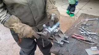 Casting aluminium piston, 1st attempt.