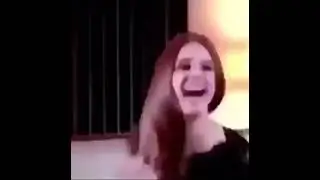 lana del rey glitch laughing stan twitter reaction video