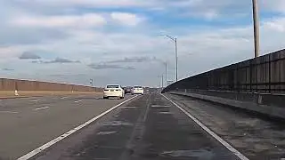 Complete disregard of solid white line on Gold Star Bridge 
