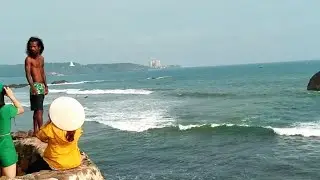 Jump at Galle fort | Galle crazy jumpers