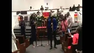 Min Clayton Smith & Mighty Wonders - Praise Him 001