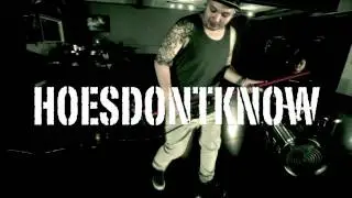 HOESDONTKNOW - 1901