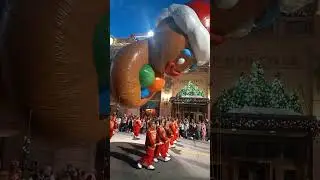 Universal&rsquo;s Christmas Holiday Parade Featuring Macy&rsquo;s | Universal Studios Florida (2025)
