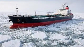 Ship going in frozen sea Alaska USA🥶❄️.. ਬਰਫ਼ ਦੇ ਵਿਚਕਾਰ ਸਮੁੰਦਰੀ ਜਹਾਜ਼&hellip;.  @Punjabisailors 