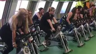 Lady Fitness,  Женский фитнес-клуб - упражнения для ног