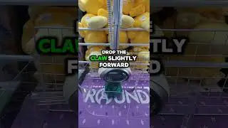 Arcade HACKS To Win The Crane Games! #arcade #clawmachine #cranegame #round1
