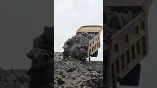 Coal dumping / jharia coalfield 🇮🇳 jharia coal City #shorts #shortvideo