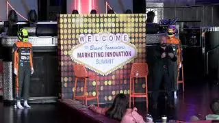 Zappos || Giving Customers a Voice in a World Full of Numbers