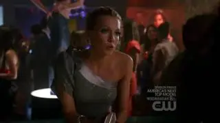 Melrose Place Katie Cassidy & Wendy Glenn kiss (HD720p)