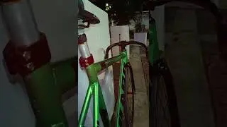 Ang pogi ng jlab supreme 😌#fixed #fixedgear #manilafixedgear#philippines