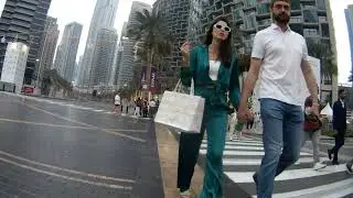 People crossing road near Burj Khalifa #dubai #zebracrossing