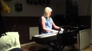Ludovico Einaudi - Nuvole Bianche (Piano Cover Sofia Elfgren)
