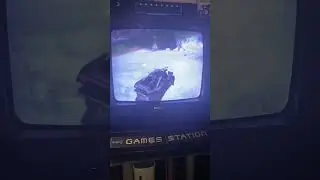 Halo: Combat Evolved on a CRT TV (Original Xbox)