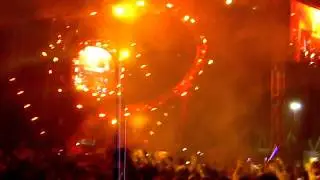 Gareth Emery @ EDC LA 2010 - On a Metropolis Day
