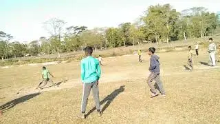 bacho ke sath cricket match