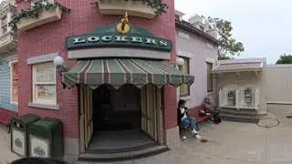 Walk Through Market Street in 8K 360&deg; | Hong Kong Disneyland | Main Street, U.S.A. | 17th March 2025