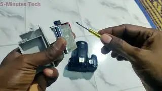 How to remove or open battery of Canon 700D DSLR camera