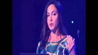 Benedetta Paravia aka Princess Bee Ambassador of Al Noor with a fever of 40 takes the stage