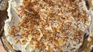 Easy chocolate coconut cream pie! Make this!