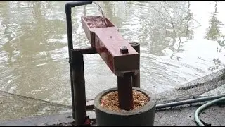 Giá thức ăn cho cá bằng sức nước/ Tập 104