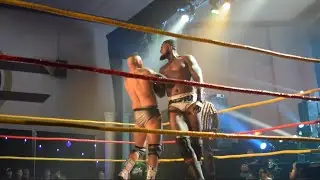 James Blackheart Vs Beau Amir por La Corona del Sur en Fortuna Texas Wrestling.