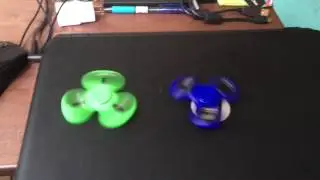 Trying out the new Fidget spinners in 4K w/ IPad Pro - Trick Spin At The End