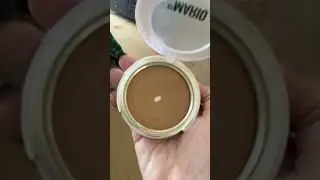 How I feel hitting pan on an expensive bronzer&hellip;. #laurenvictoria #pan #shorts #makeupbymario