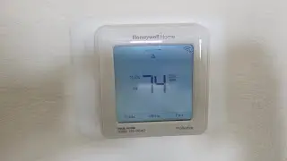 Honeywell Lyric T6 Pro Wi-Fi Programmable Thermostat Up to 2 Heat/1 Cool Heat Pump or 2 Heat/2 Cool