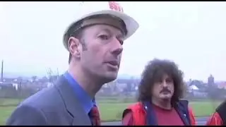 Martin Sonneborn baut die Mauer wieder auf!