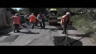 Plombarea drumului din localitate str. Grătiești