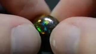 Natural Bolder Opal. Натуральный болдер опал.