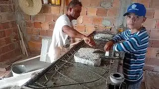 Mais um dia de trabalho no sítio. 