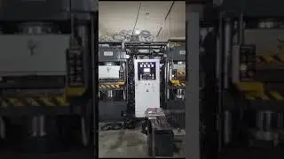 600 x 600 mm Vacuum Type Rubber Compression Moulding Press, 250 Tons