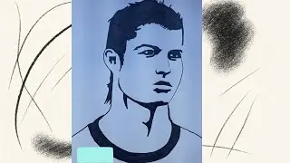 Como desenhar o Retrato vetorial do grande jogador de futebol C.  RONALDO.