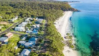 ESCAPE TO HYAMS BEACH - 19 Cyrus Street HYAMS BEACH