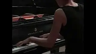 Elizabeth Schumann plays Gretchen am Spinnrade - Gretchen at the Spinning Wheel Schubert Liszt
