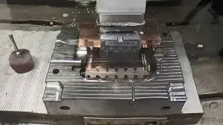 EDM sparking manufacturing for plastic molding manufacturing at UPMOLD