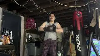 125lb heavy bag work out boxing fitness journey 