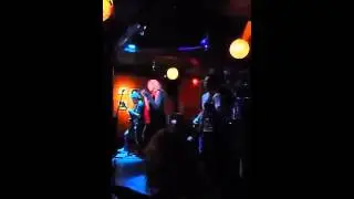 'If I aint got you'- Alecia Keys improv jam in BALI! Janeva Burrill