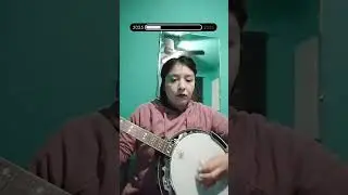 Shelley jammin on the banjo 🪕🎶