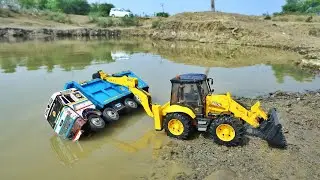 Diy Mini Tractor Accident With Train | DIY Animals Rescue Science Project | KeepVilla | Sun Farming
