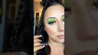#eyeshadowtutorial #creativemakeup #boldmakeup #shorts