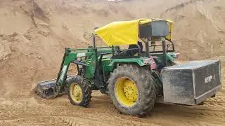 John Deere loader 5310  //मिट्टी की ट्रॉली भरते हुए //कांटेक्ट नंबर रेलिंग भराव हेतु सम्पर्क comant,