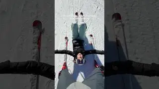 Our first time skiing! 😍 With whom do you wanna go? ⛷️ @f@felix.klinglerskiing