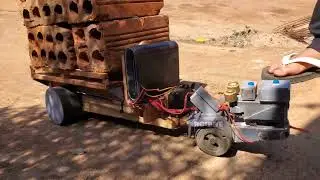 🚜😁 An overloaded 4x4 vehicle climbing a hill, and this is the result.