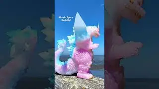 Mondo Cherry Blossom Space Godzilla #1kgiveaway